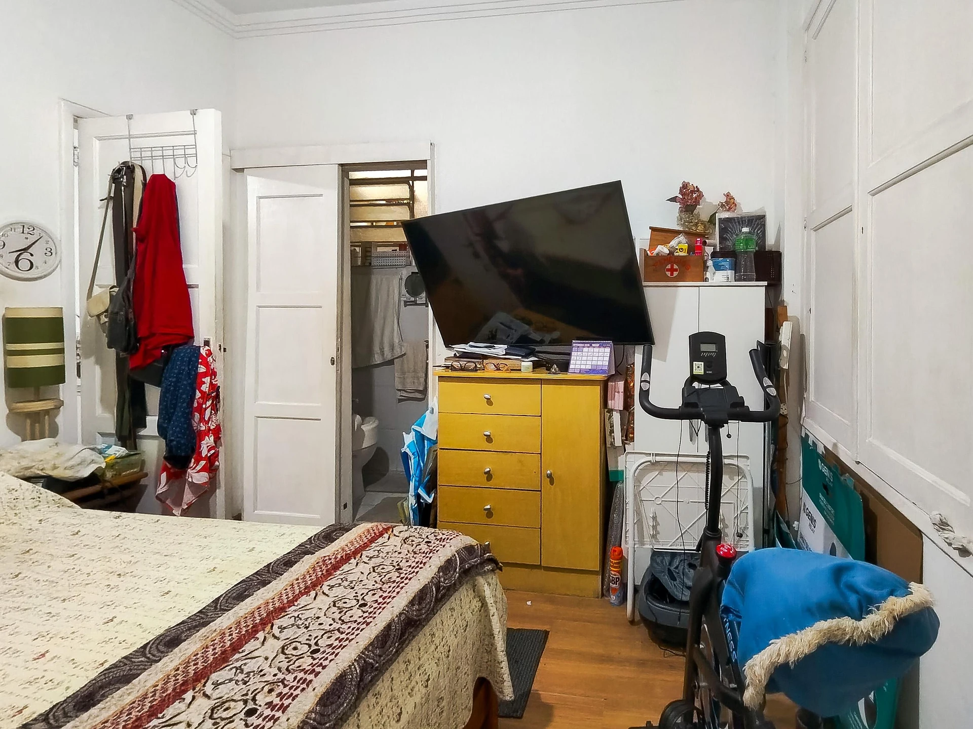 Furnished apartment with 1 en-suite and 2 bathrooms — photo 31