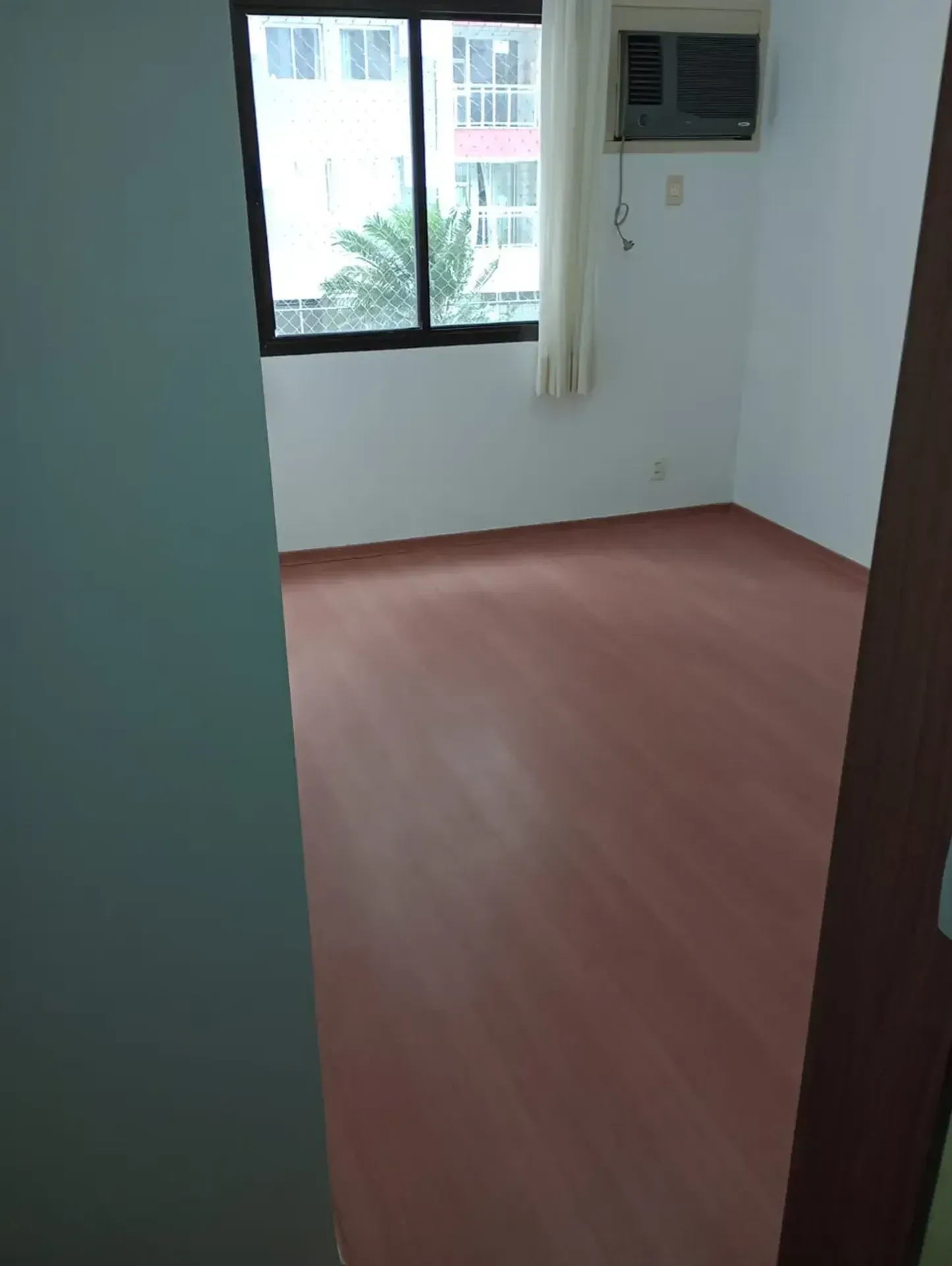 3-bedroom apartment with pets allowed — photo 32