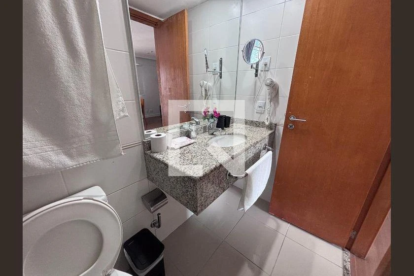 Apartamento mobiliado de 35 m² com 1 quarto e varanda — photo 10
