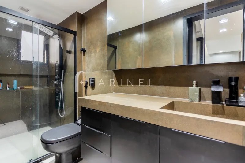 Apartment with an open-plan kitchen and gas stove — photo 15