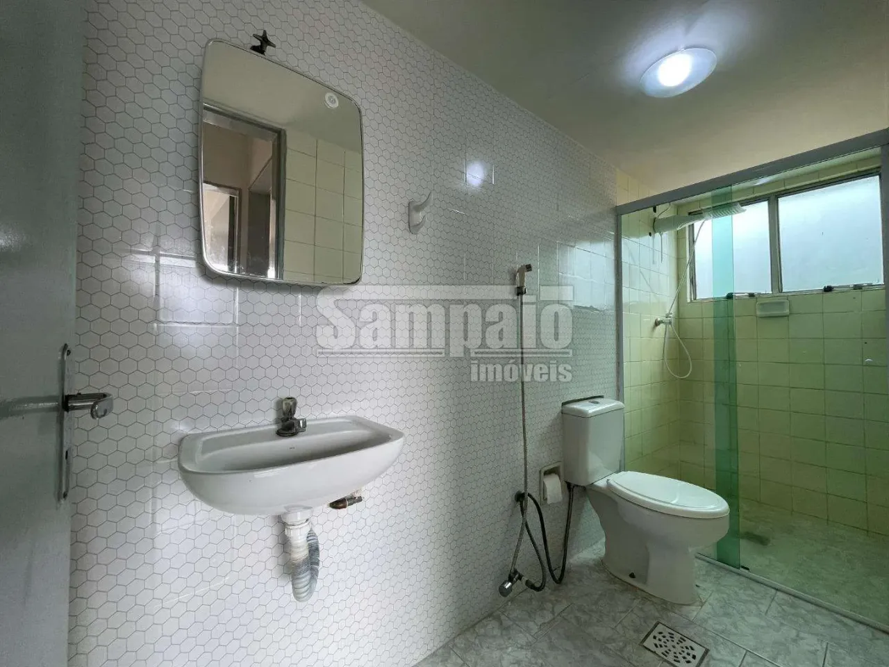 2-bedroom apartment with air conditioning — photo 4