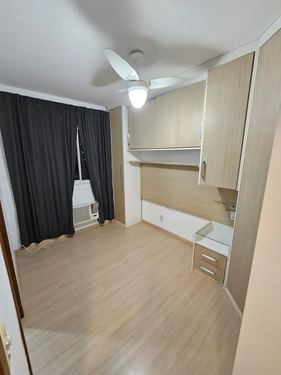 Unfurnished 3-bedroom apartment with separate kitchen — photo 8
