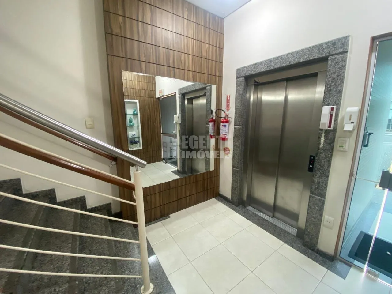 Duplex penthouse with 2 bedrooms, 2 parking spaces — photo 28