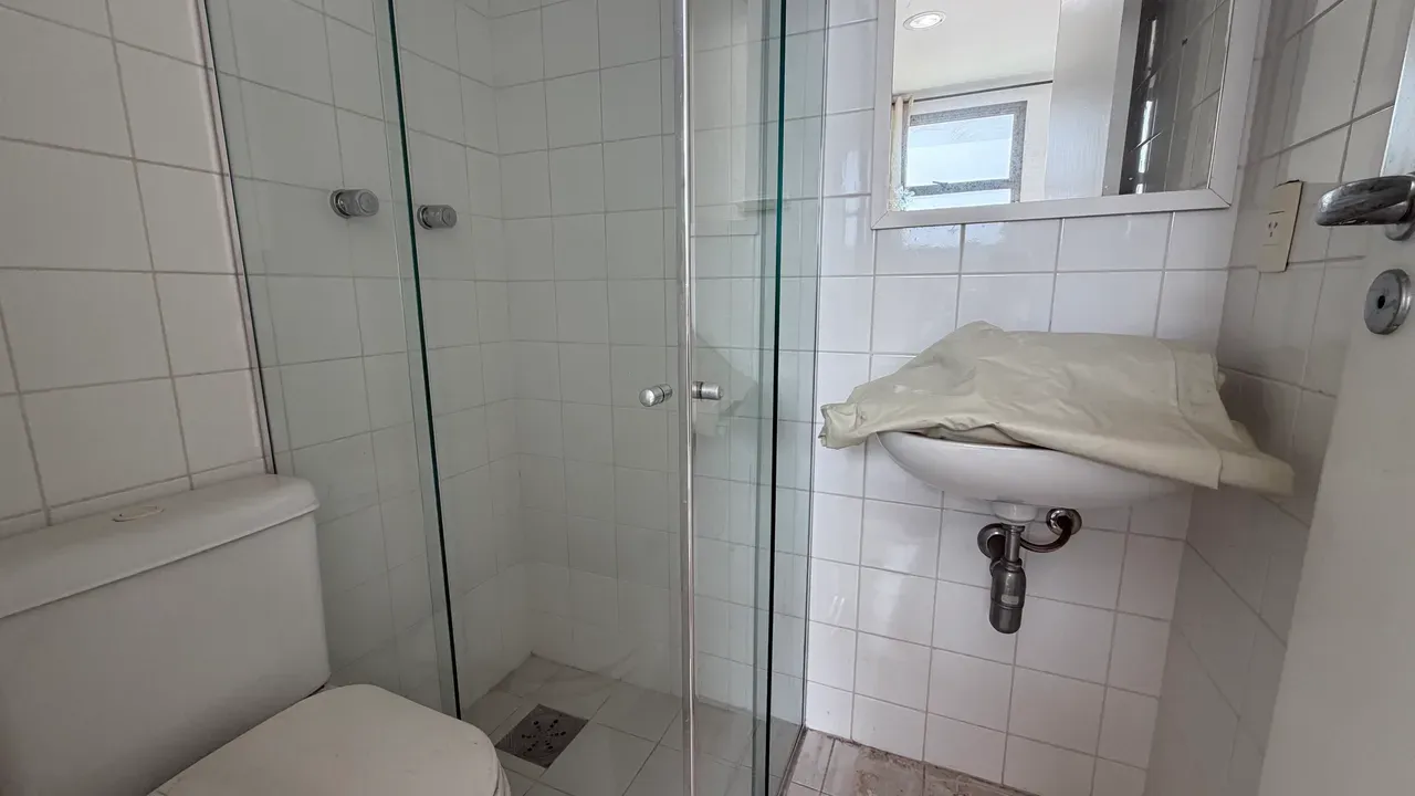 157 m² apartment with 4 bedrooms, 3 baths, balcony — photo 23