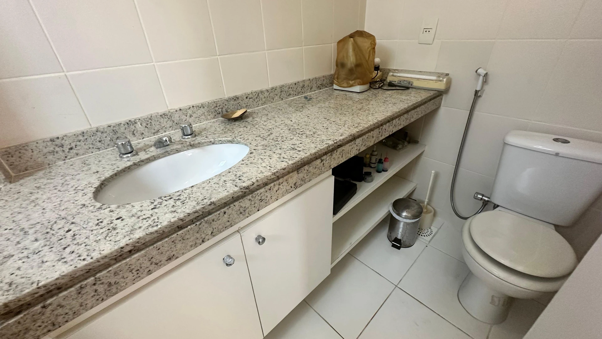 Casa mobiliada em condomínio com 5 quartos e quintal — photo 18