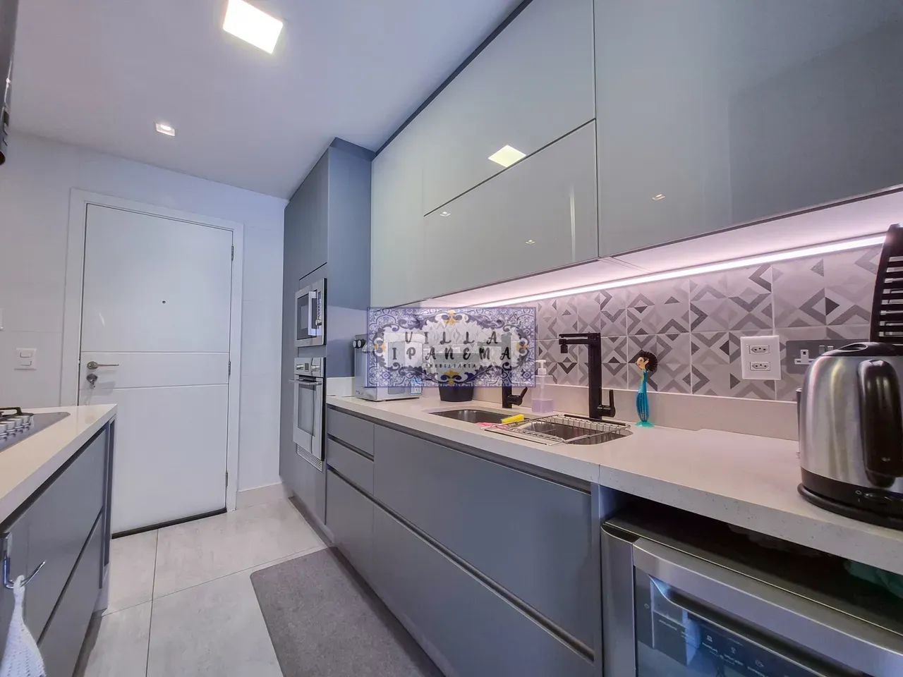 Furnished 286 m² penthouse with 4 bedrooms and 4 baths — photo 60