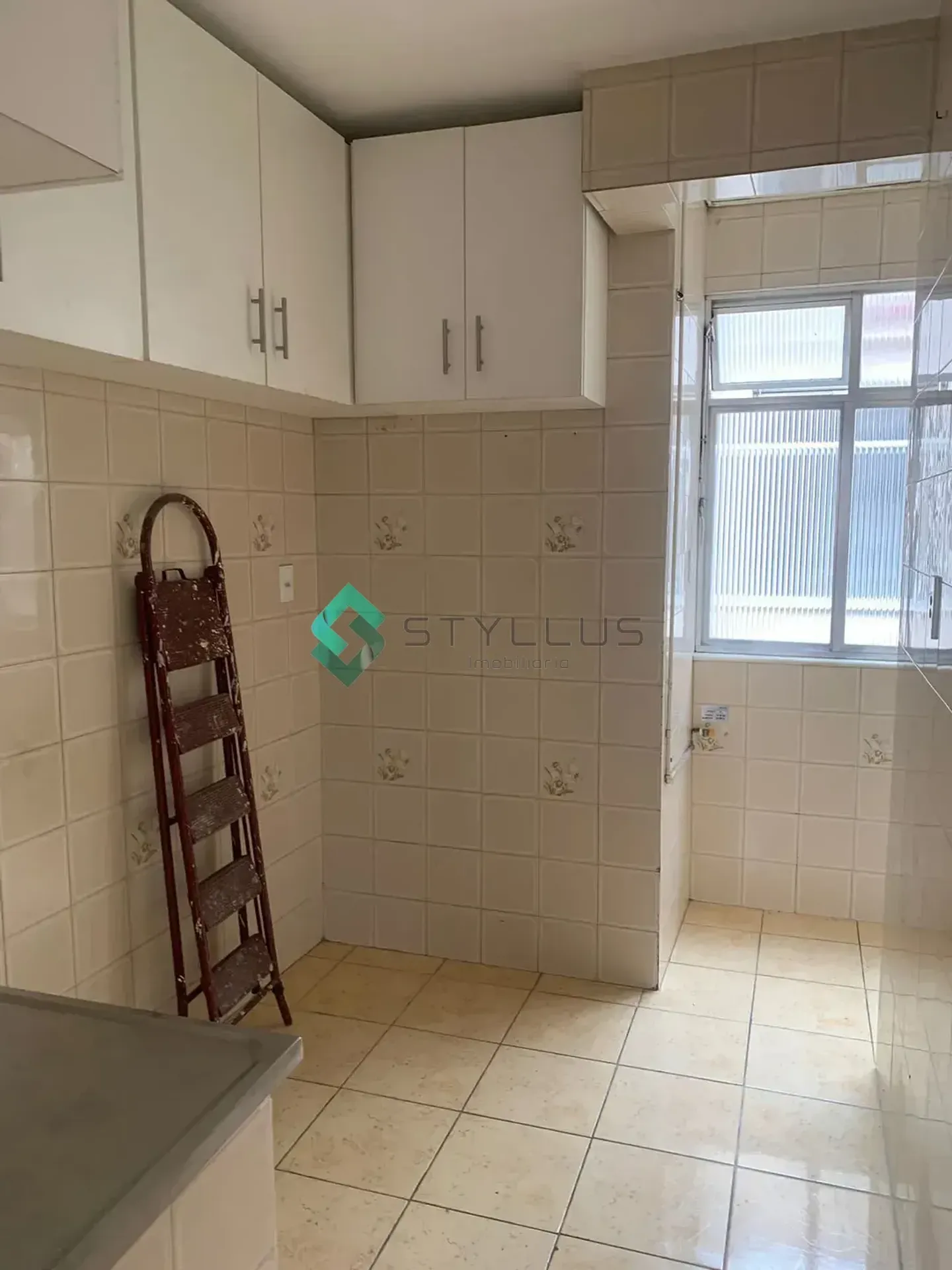 Apartamento para locação sem mobília, 2 quartos e 1 banheiro — photo 2