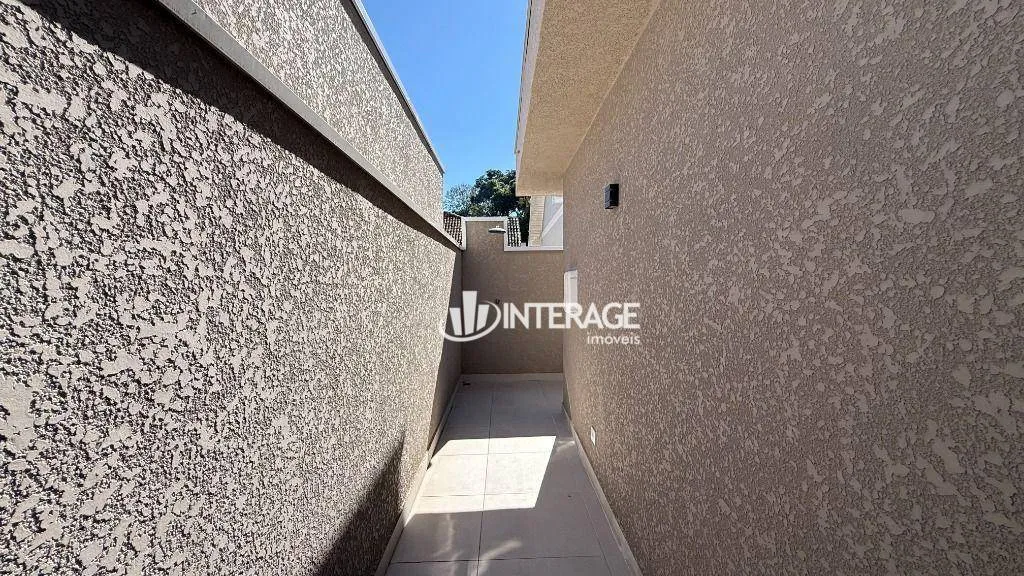 3-suite townhouse with private BBQ and garden — photo 27