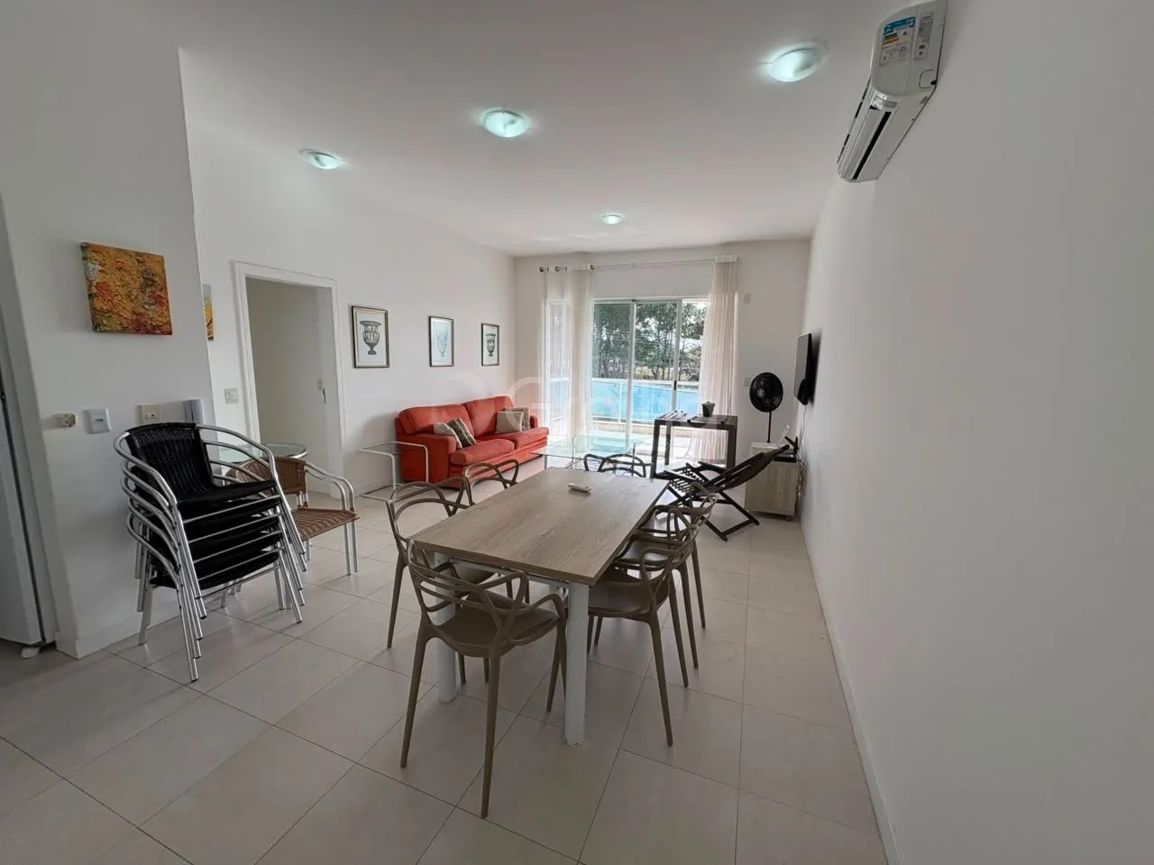 Furnished 129 m² apartment with 2 bedrooms and balcony