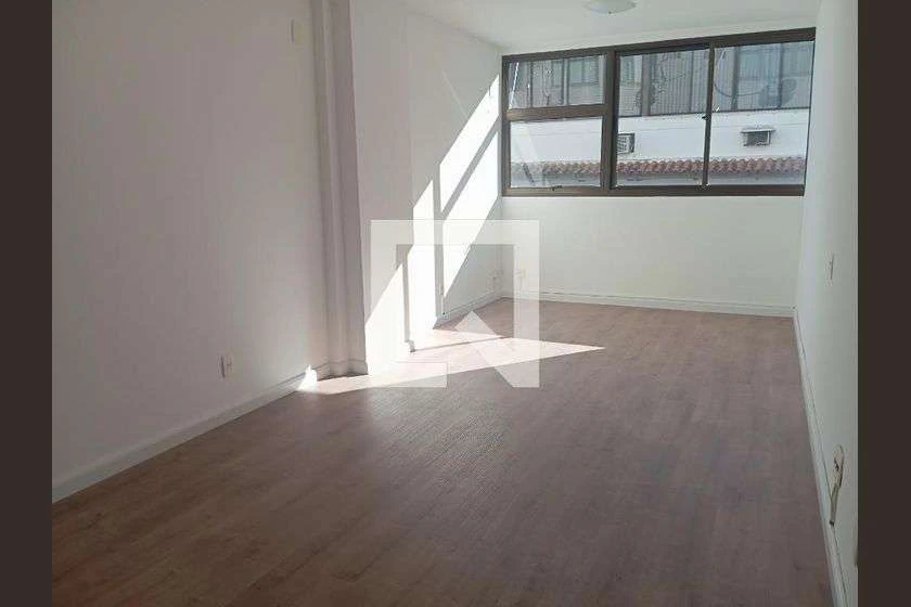 130 m² apartment with 3 bedrooms and a balcony — photo 29