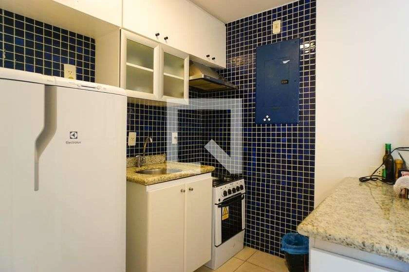 Apartamento amueblado de 68 m² con suite y cocina abierta — photo 7