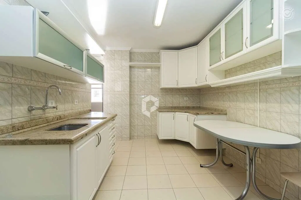 3-bedroom apartment with 189 m² and 1 parking space — photo 4