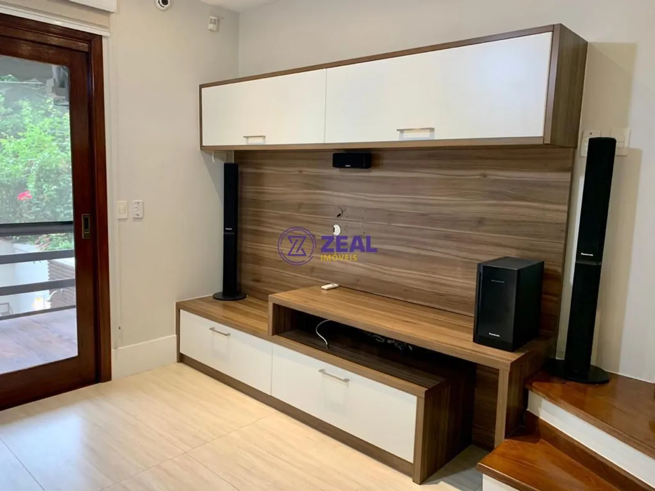 Casa sem mobília com 4 quartos e 5 banheiros — photo 12