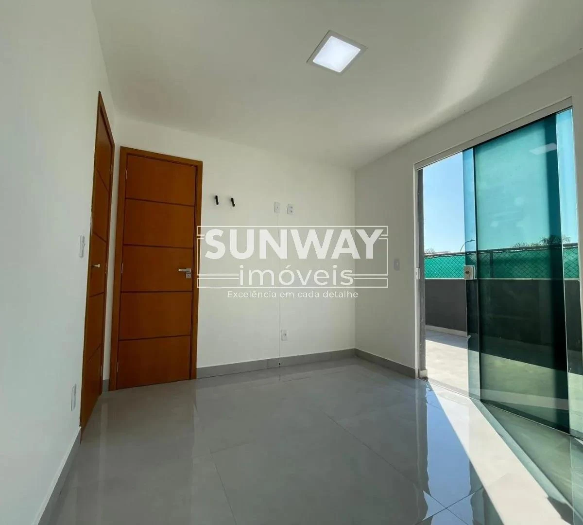 Casa, 380 m², com janelas do piso ao teto — photo 23