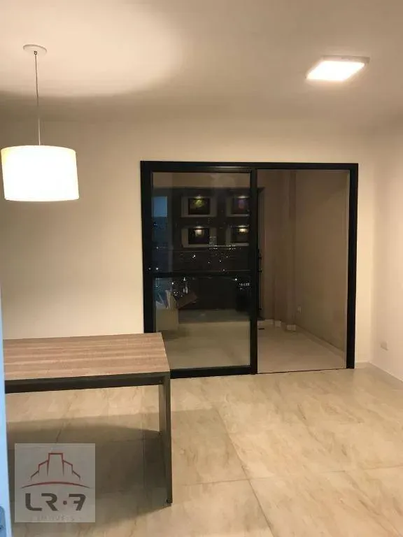 Unfurnished 2-bedroom apartment with balcony and 100 m² — photo 10