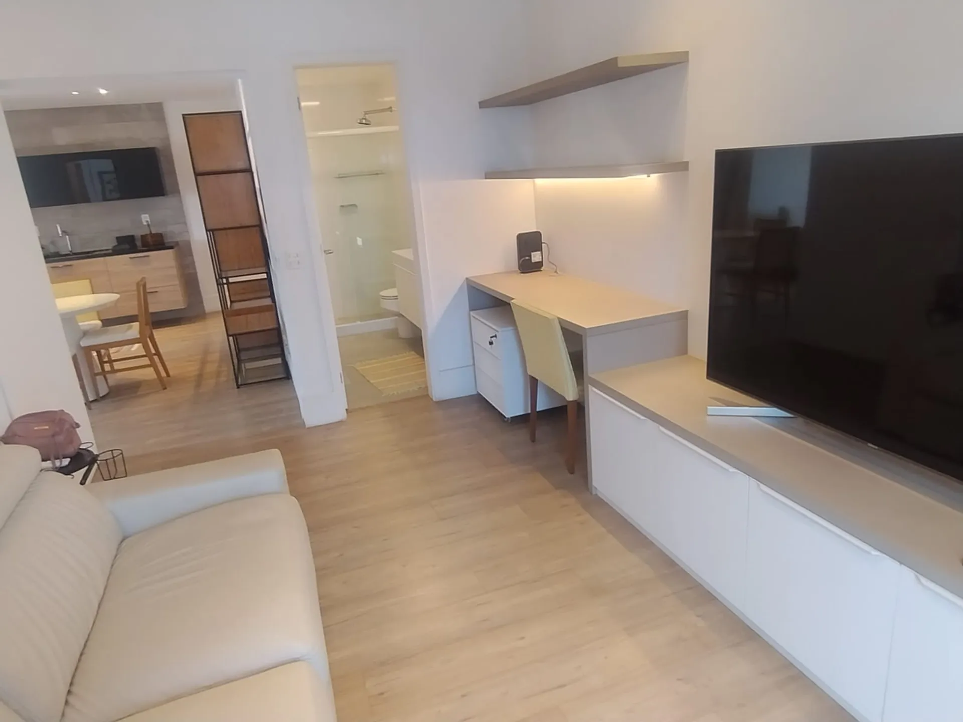 Apartamento mobiliado com 2 suítes e varanda de 62 m² — photo 11