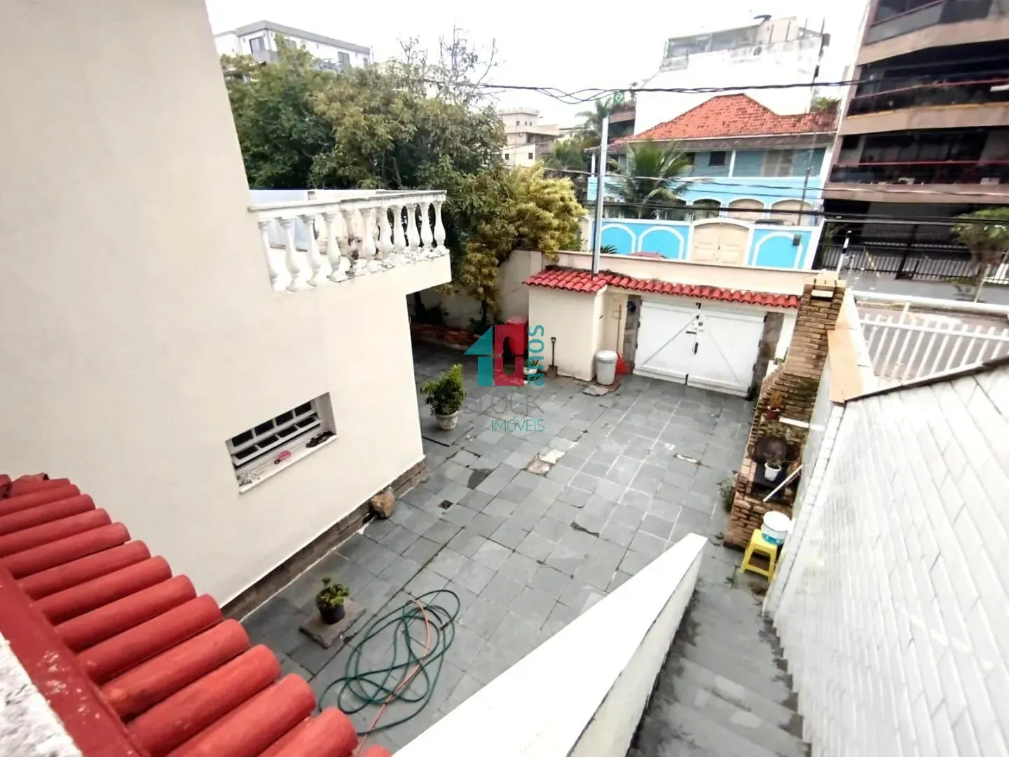 Street house 445 m² with 4 bedrooms and 1 en-suite — photo 36