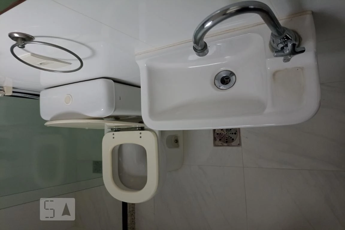 Apartamento de 4 quartos com janelas do piso ao teto — photo 101