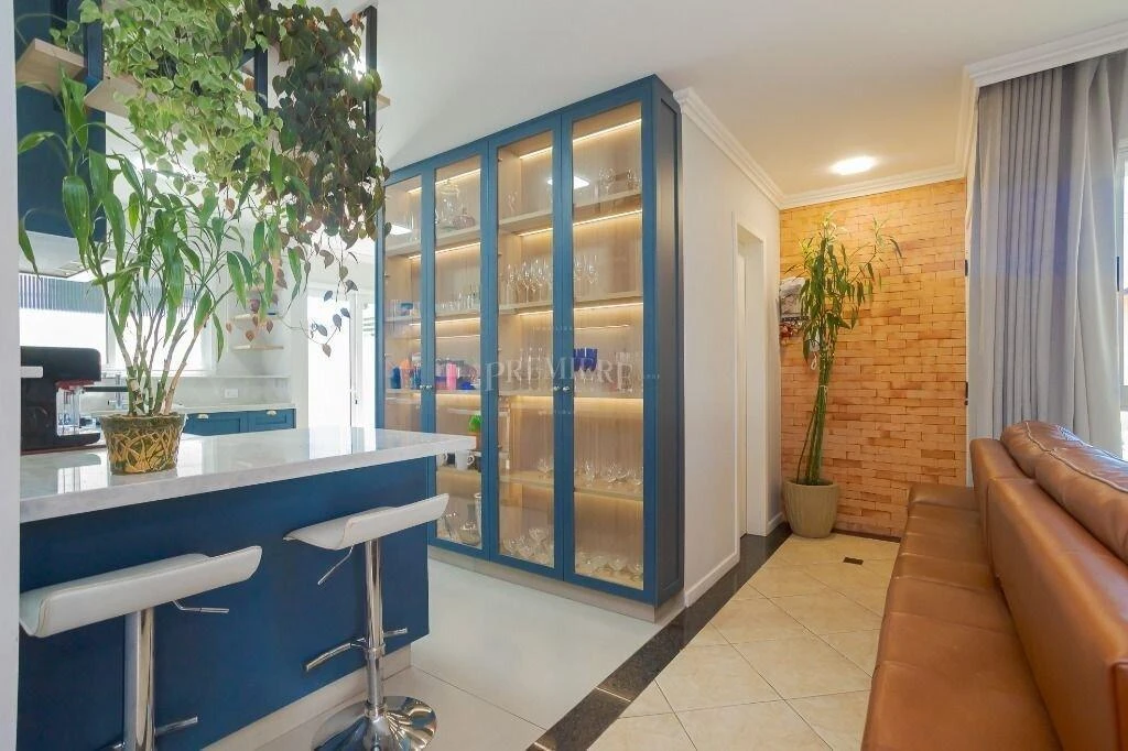 170 m² house with a bathtub and a grill on the balcony — photo 2