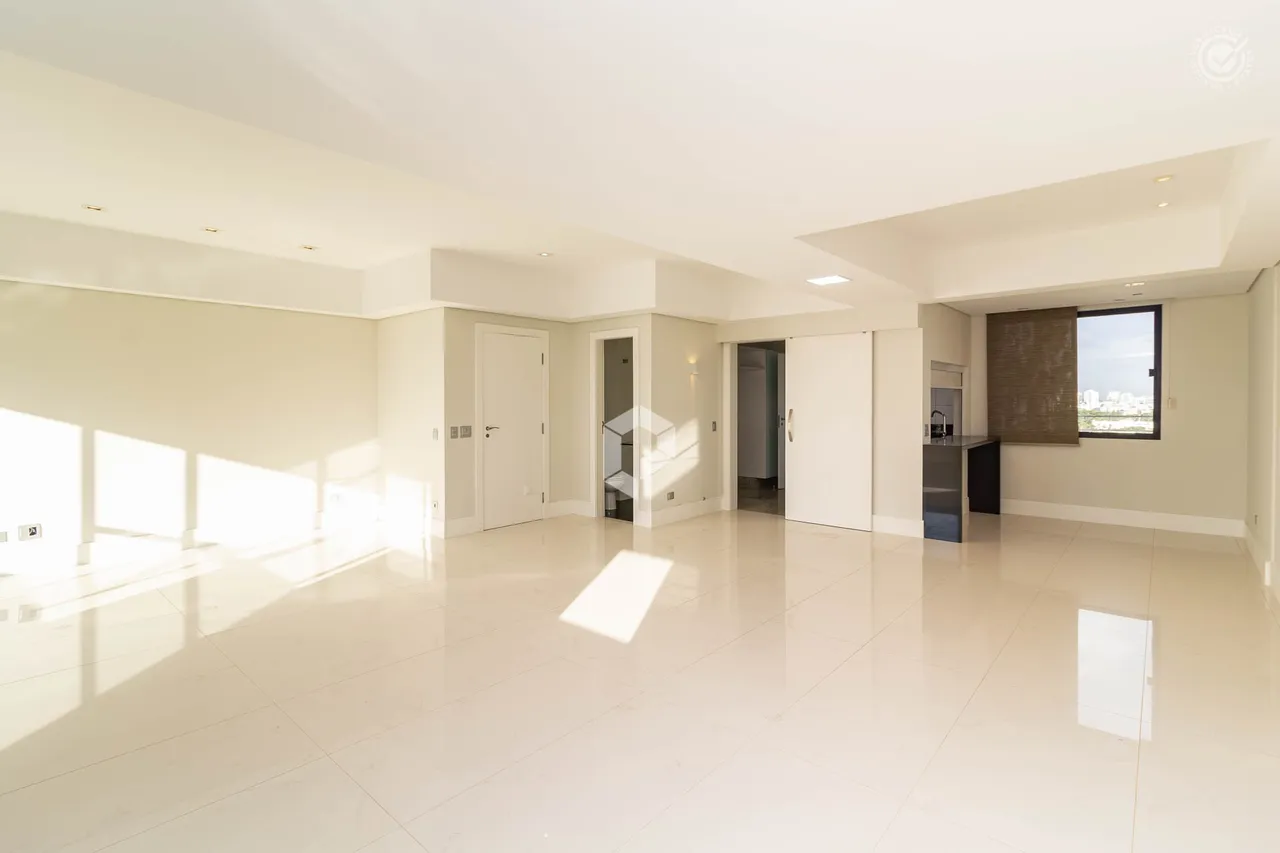 Apartamento com 3 quartos, 5 banheiros e varanda — photo 14