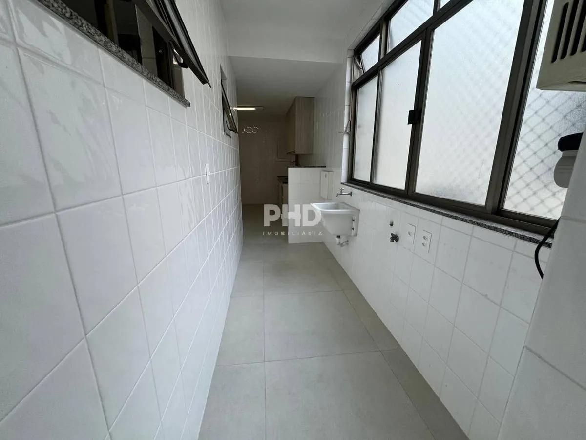 Apartment, 183 m², with a grill on the balcony — photo 20