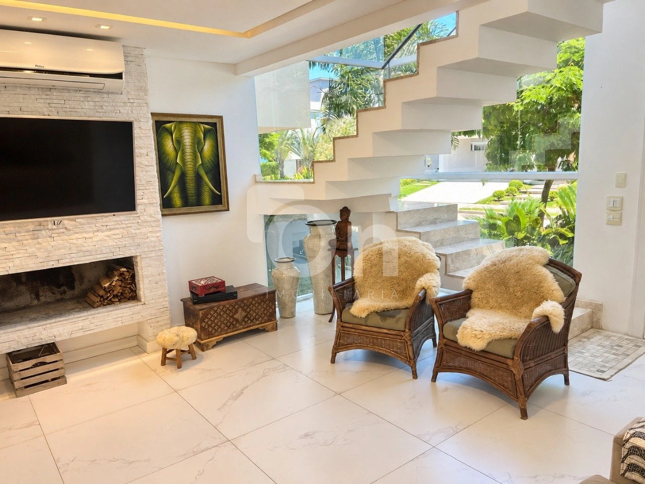 Furnished house, 360 m², with a mountain view — photo 13