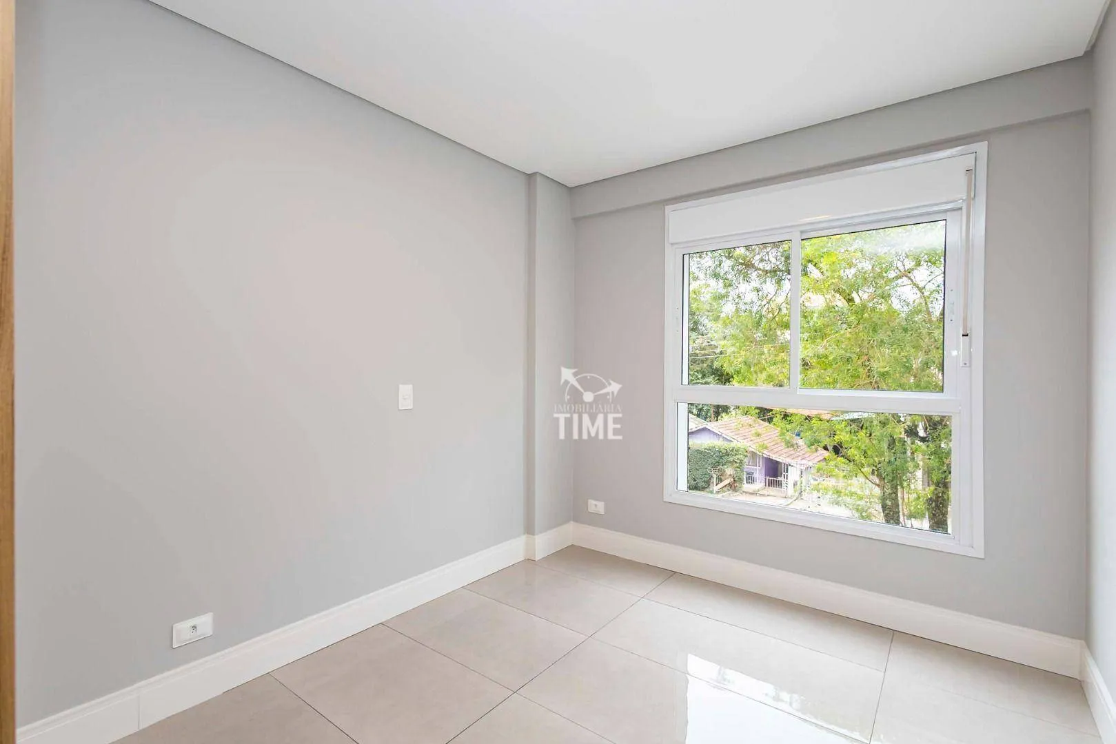Modern 2-bedroom apartment with en-suite and 98 m² — photo 30