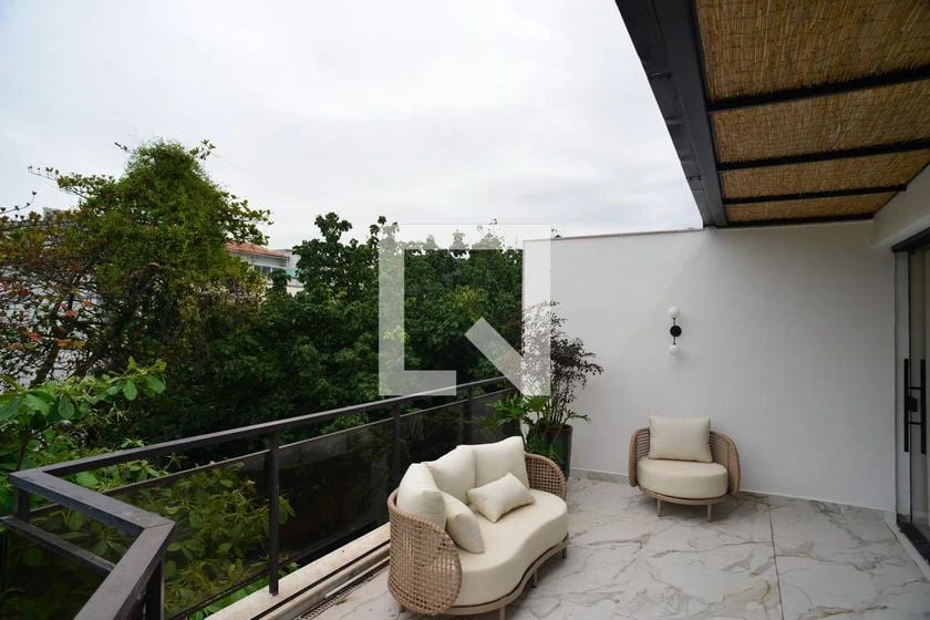 320 m² furnished penthouse with 4 bedrooms and 7 baths — photo 23