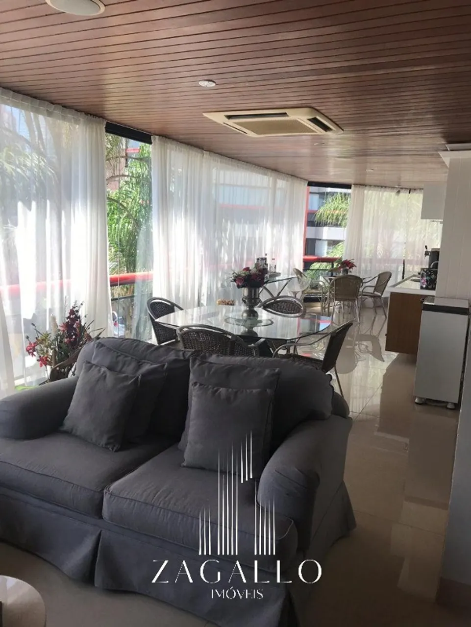 Apartamento mobiliado com 4 quartos e 5 banheiros — photo 4