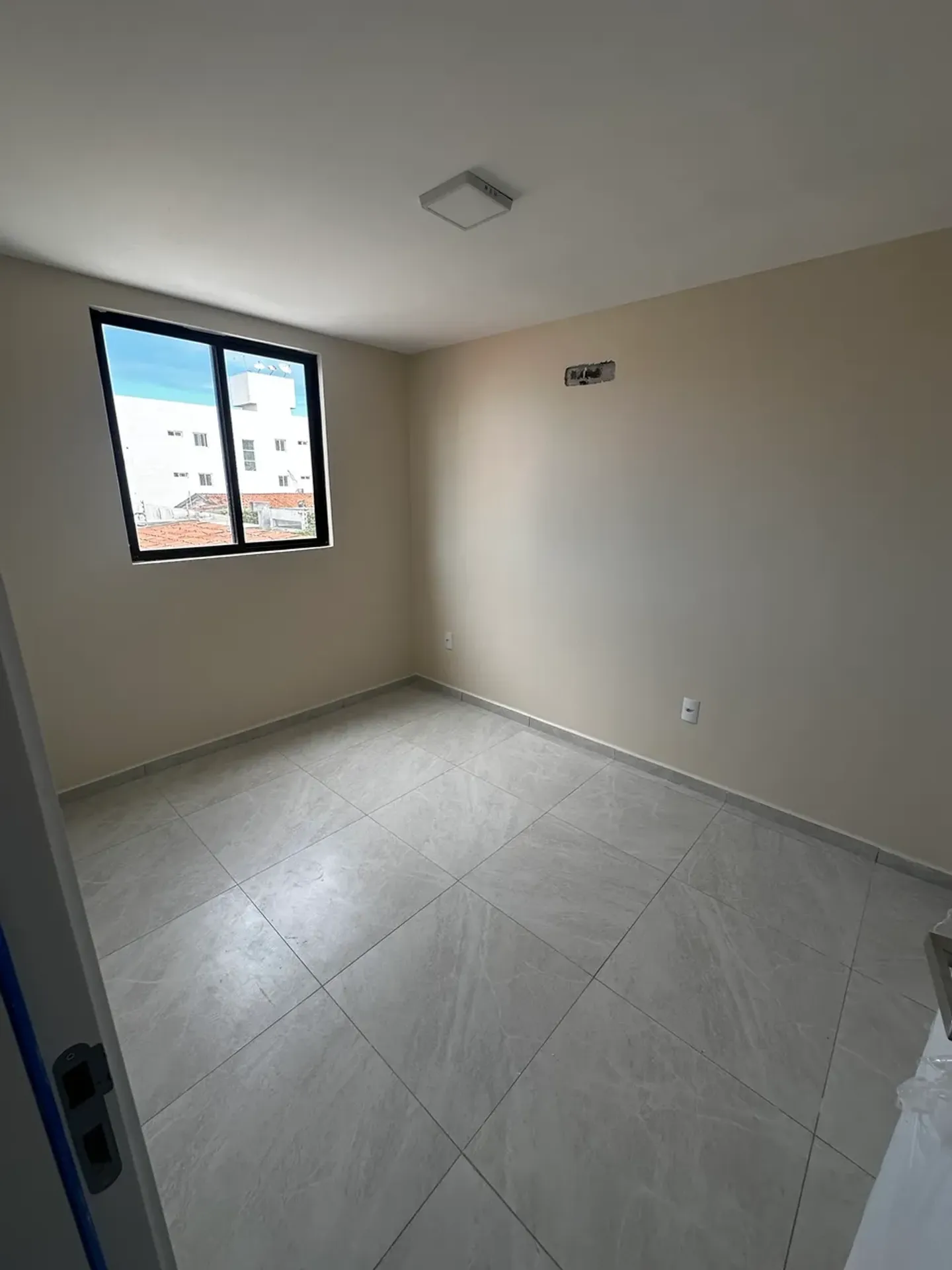 2-bedroom apartment, 1 with its own bathroom, 57 m² — photo 15