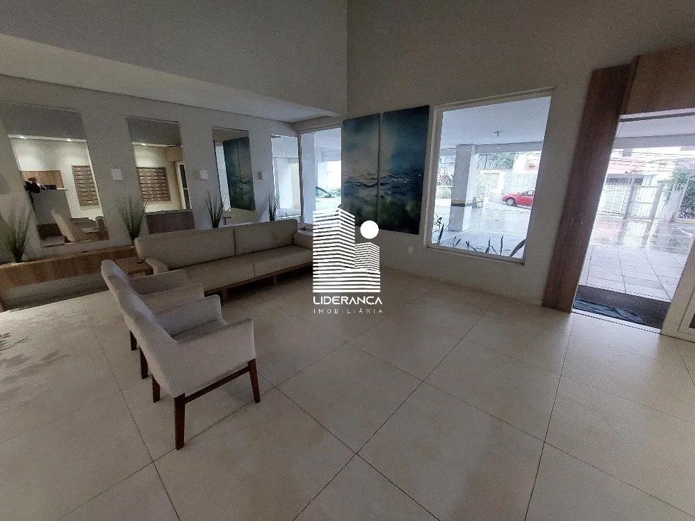 One-bedroom apartment with a washing machine — photo 7