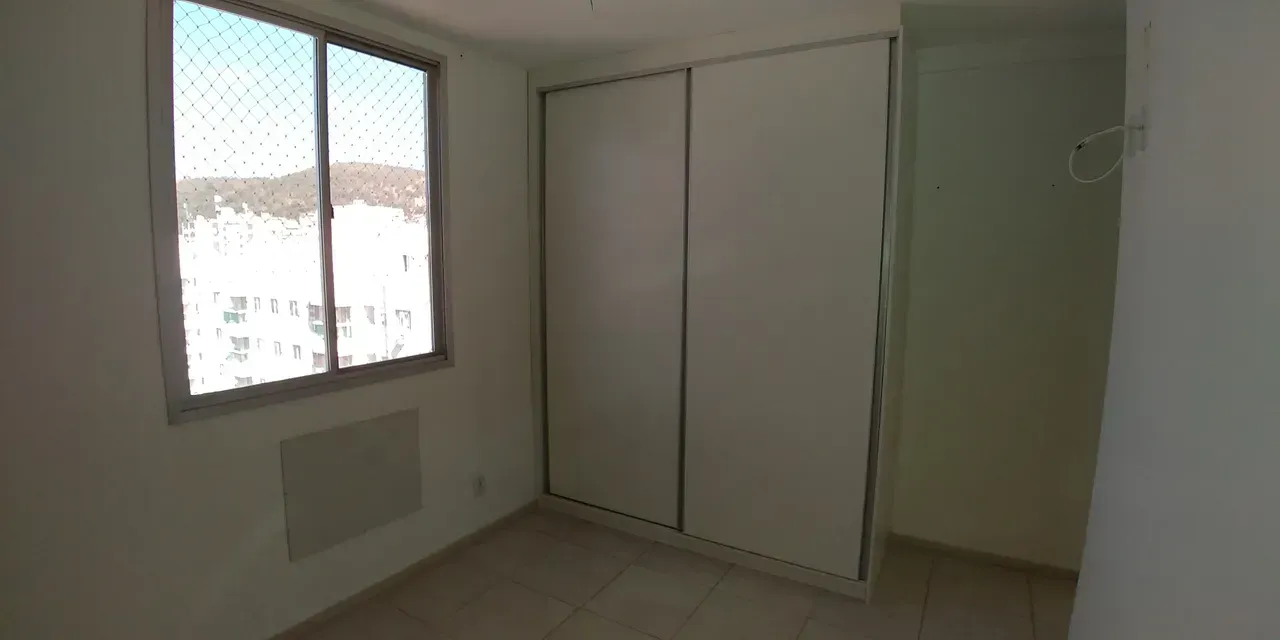 Unfurnished apartment with 3 bedrooms and 2 bathrooms — photo 3