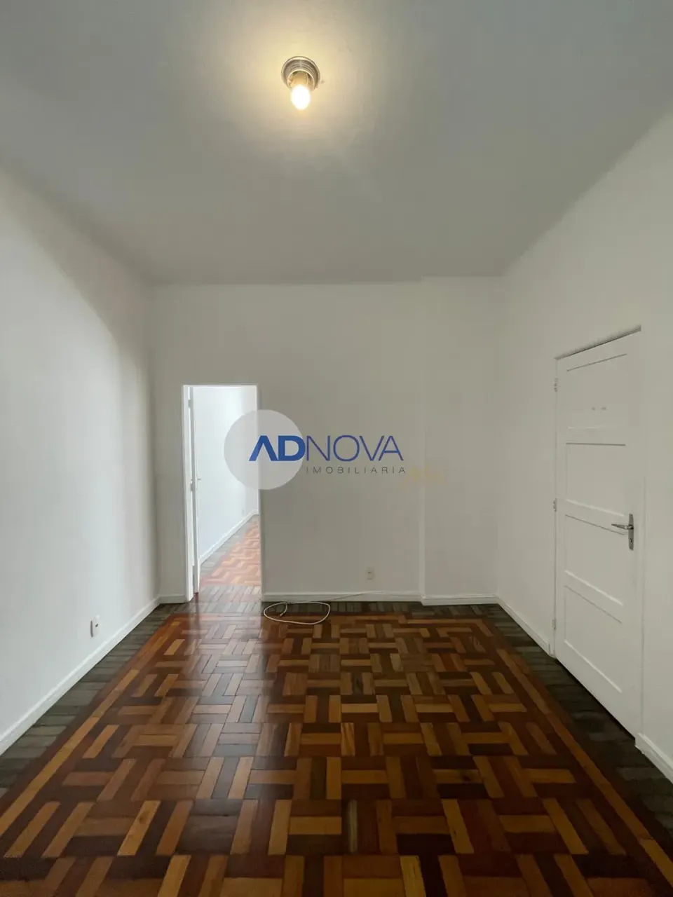 Apartamento de 50 m² com cozinha fechada e varanda — photo 17