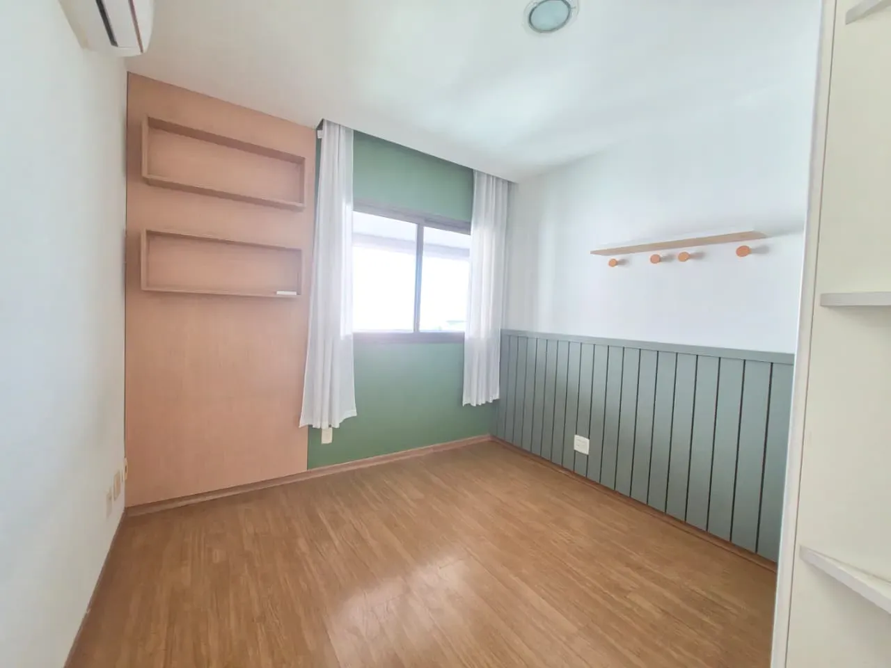 Penthouse with 3 bedrooms and 4 bathrooms, 198 m² — photo 21