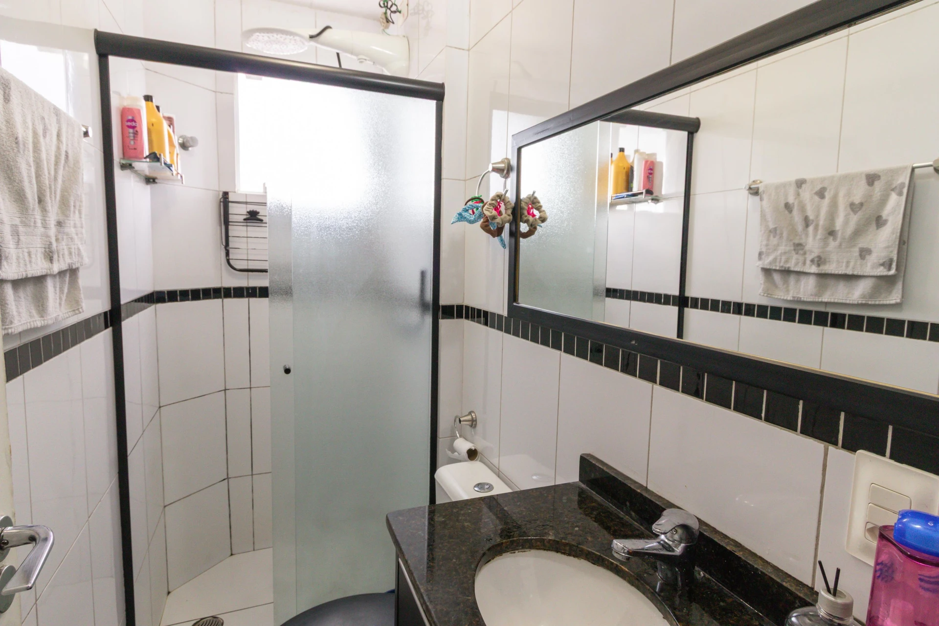 2-bedroom apartment with a home office in Curitiba — photo 30