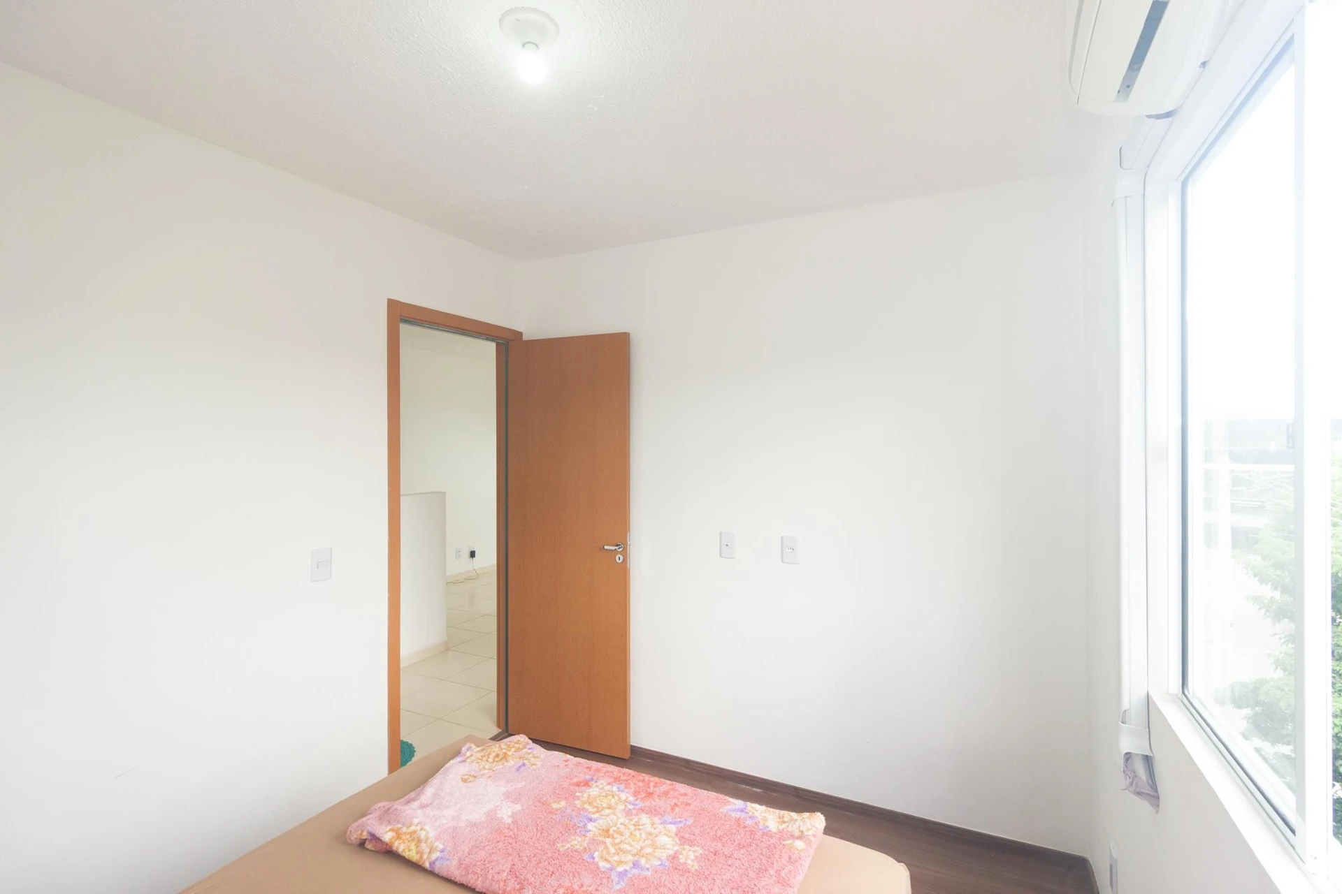 Apartamento mobiliado com 2 quartos e varanda — photo 35