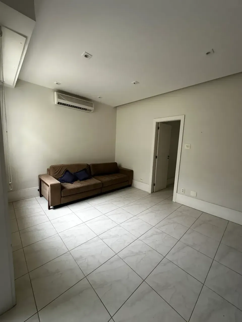 Furnished 3-bedroom apartment with a gas kitchen — photo 13
