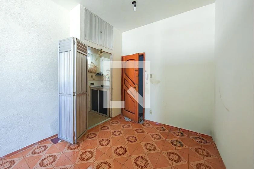 24 m² studio with 1 bedroom and glassed balcony — photo 2