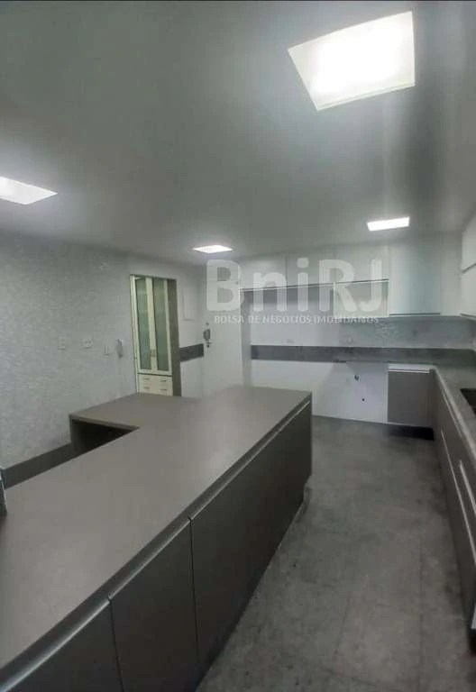 4-bedroom apartment with 2 en-suite baths and a guest WC — photo 27