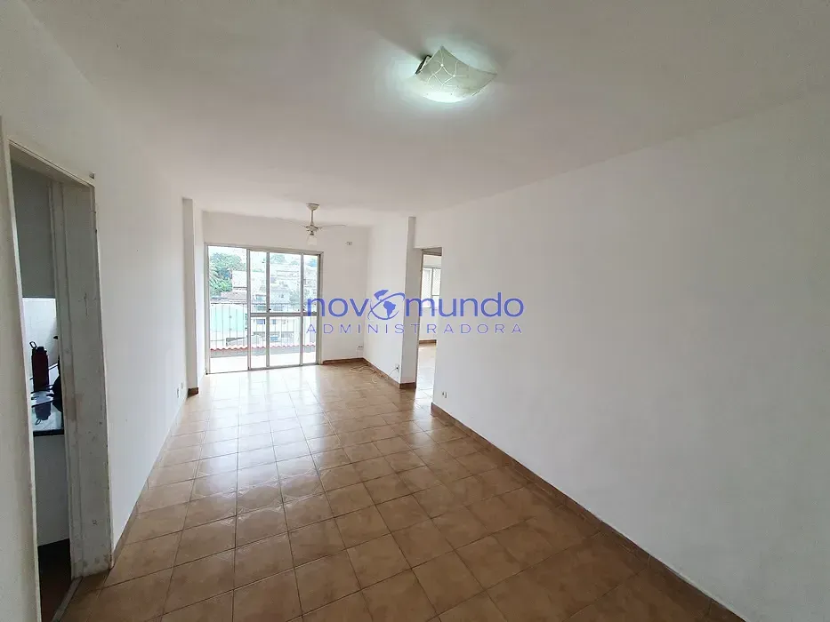 Two-bedroom apartment with balcony and 1 parking spot — photo 6