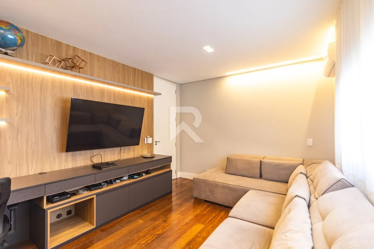 House with open-plan kitchen and 400 m², 4 bedrooms — photo 21
