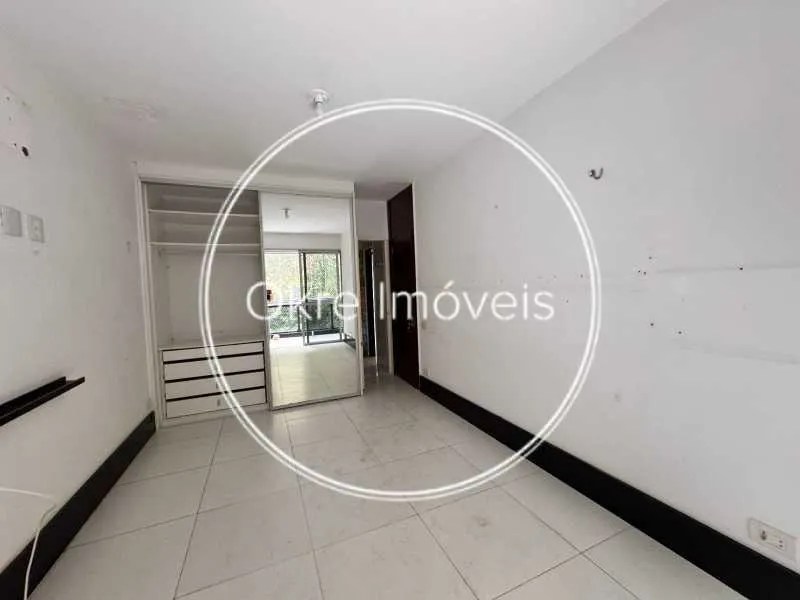 4-bedroom apartment with 160 m² and 2 parking spots — photo 16