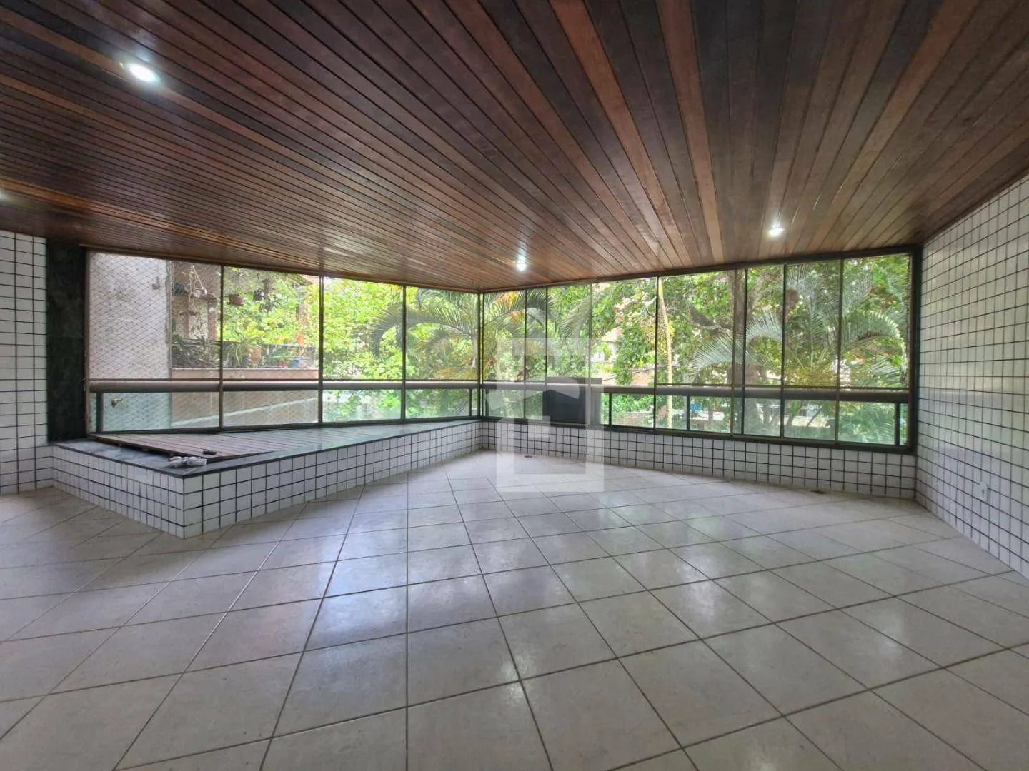 Apartamento com 2 quartos e 2 banheiros — photo 3