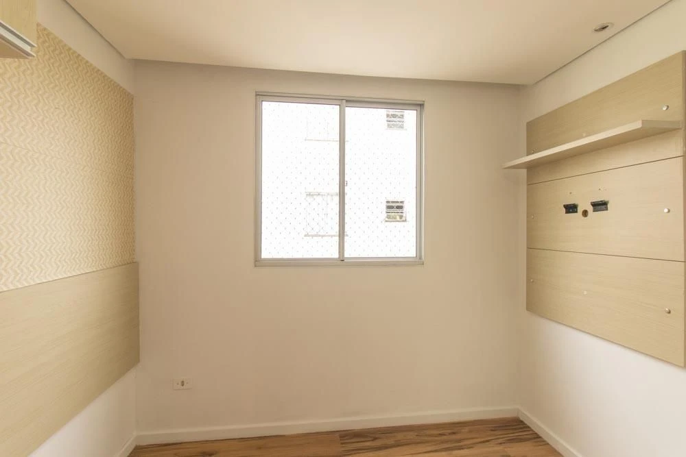 Apartment with 2 bedrooms, 1 en-suite and an open kitchen — photo 14