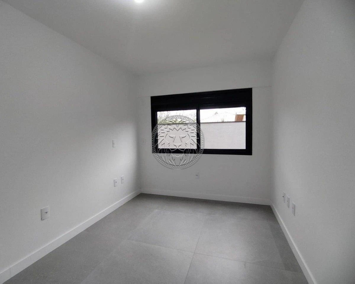 Пральна машина та 2 спальні: квартира 70 м² — photo 40