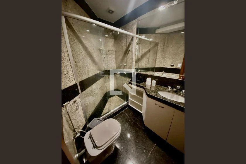Furnished 190 m² apartment with 3 en-suite bedrooms — photo 7