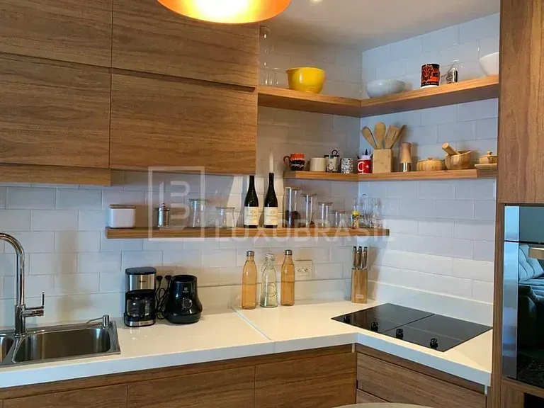 Furnished 50 m² apartment with 1 bedroom and 2 baths — photo 9