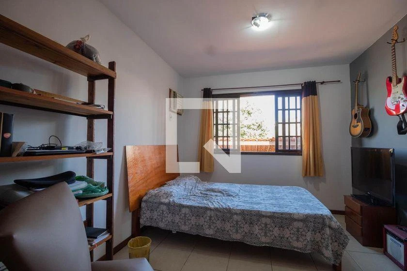 Casa de 450 m² con 6 dormitorios y 4 baños — photo 31