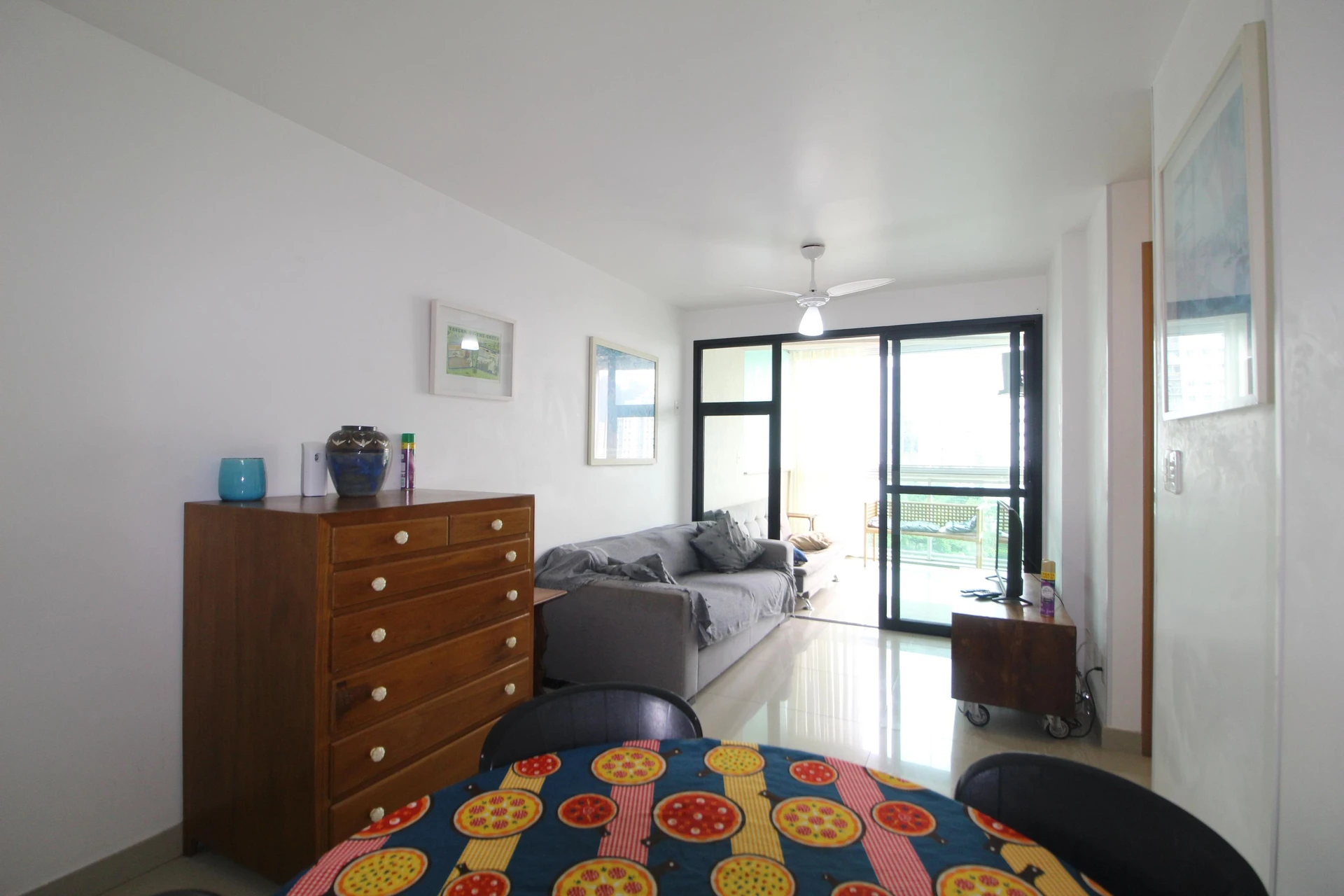 Glass-enclosed balcony in a 3-bedroom apartment, 77 m² — photo 9
