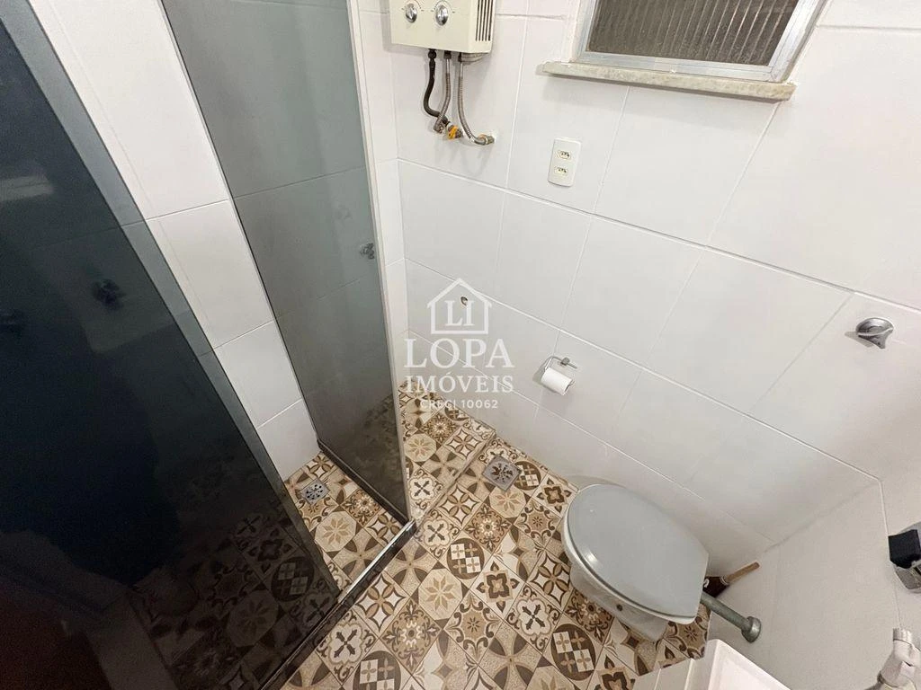 Apartamento com piso de madeira ou laminado, Centro — photo 4